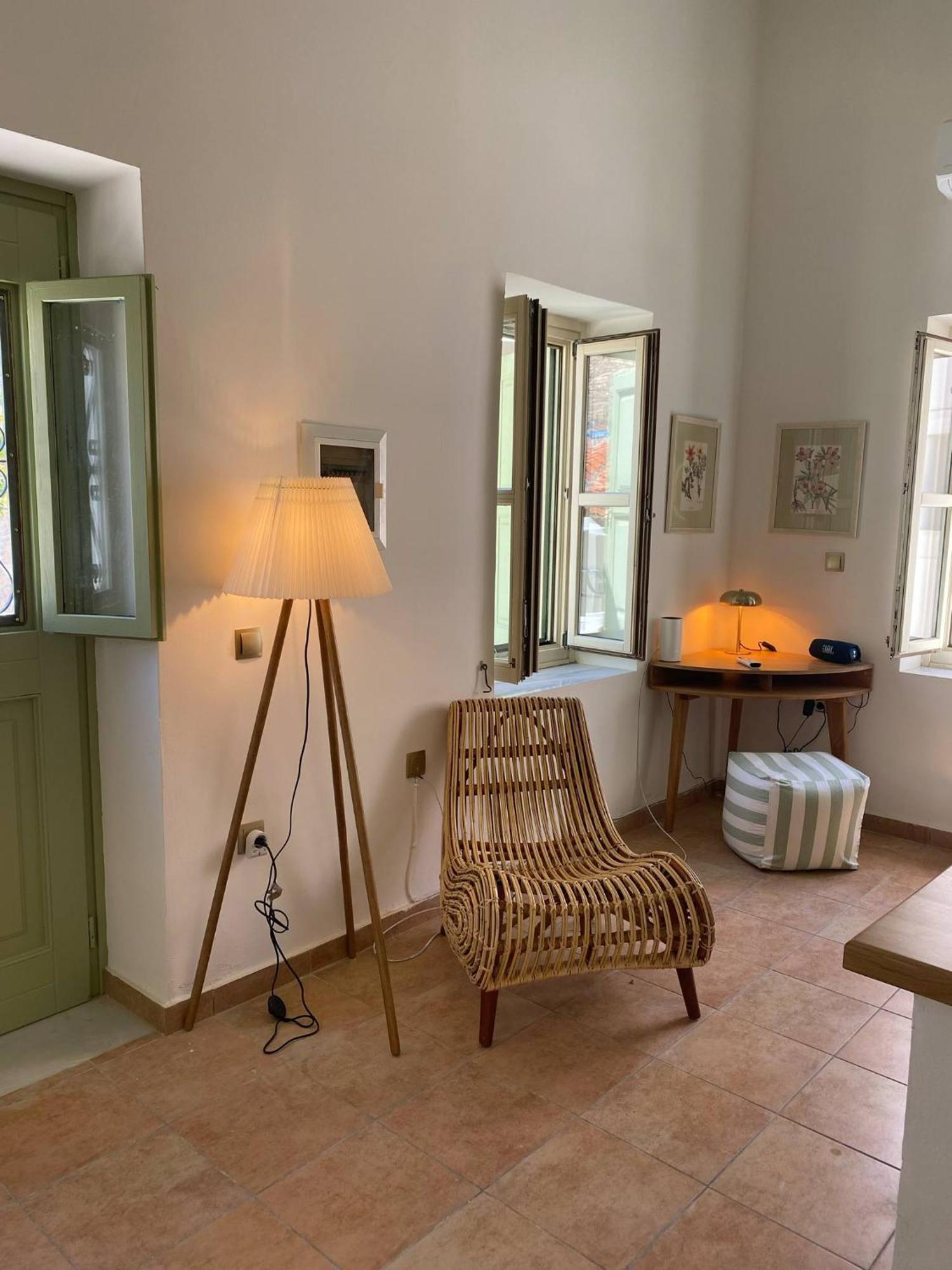 Villa Theoni Chalki Town Exterior photo